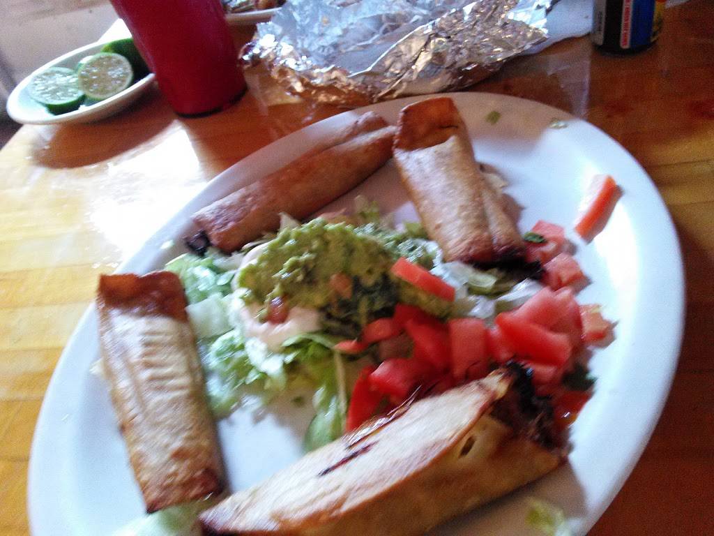 Las Piramides | restaurant | 101 W Franklin St, Centerville, OH 45459, USA | 9372910900 OR +1 937-291-0900