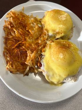 Los Sombreros Grill Restaurant | restaurant | 111 4th St, Baraboo, WI 53913, USA | 6084482858 OR +1 608-448-2858