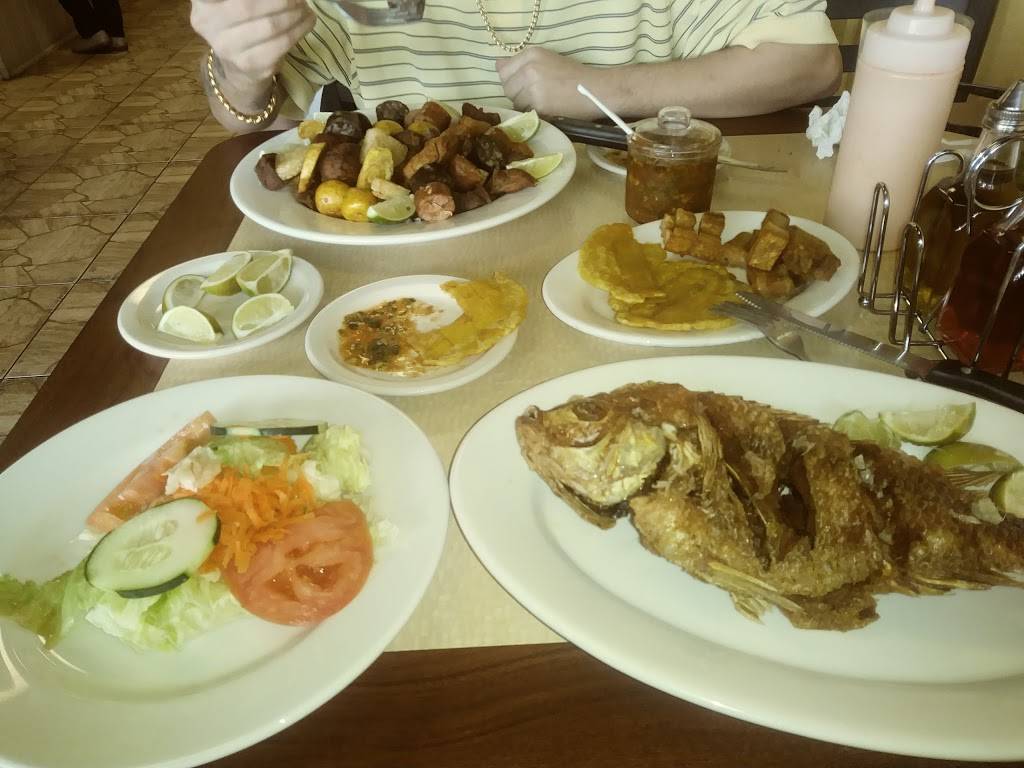 Mi Tierra Latina | restaurant | 6802 W Hillsborough Ave, Tampa, FL 33634, USA | 8132497466 OR +1 813-249-7466