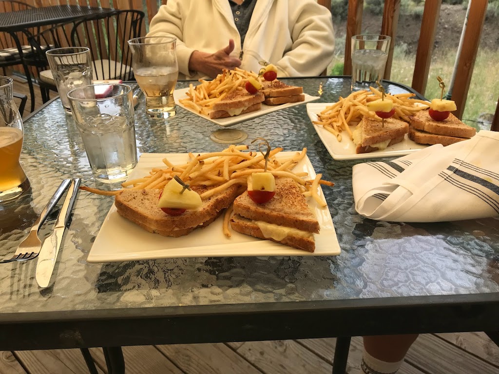 The Vyne | restaurant | 190 Bonta St, Blairsden, CA 96103, USA | 5308364682 OR +1 530-836-4682