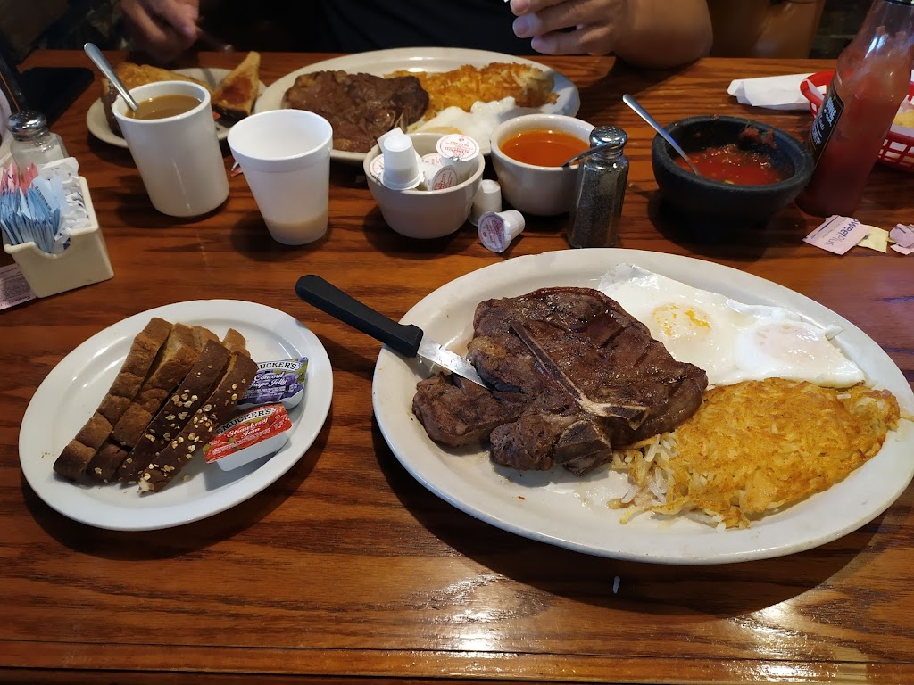 Dannys Restaurant | restaurant | 11096 Mines Rd, Laredo, TX 78045, USA | 9567122145 OR +1 956-712-2145