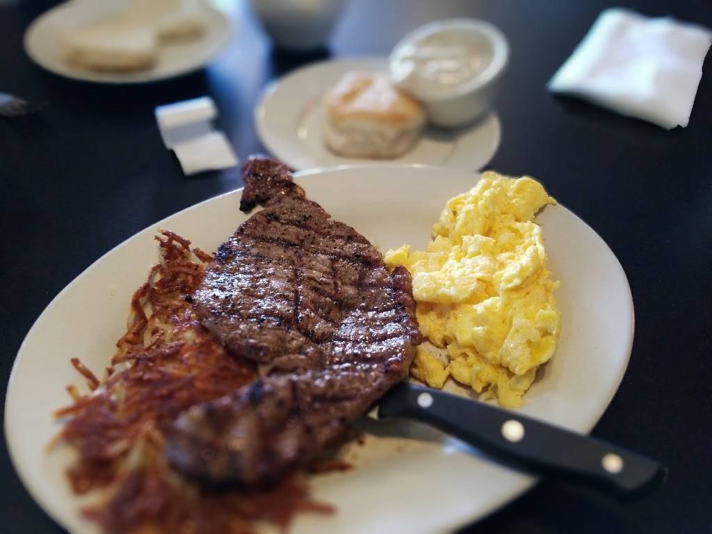 Red Caboose | restaurant | 210 Fulton Shipyard Rd, Antioch, CA 94509, USA | 9257771921 OR +1 925-777-1921