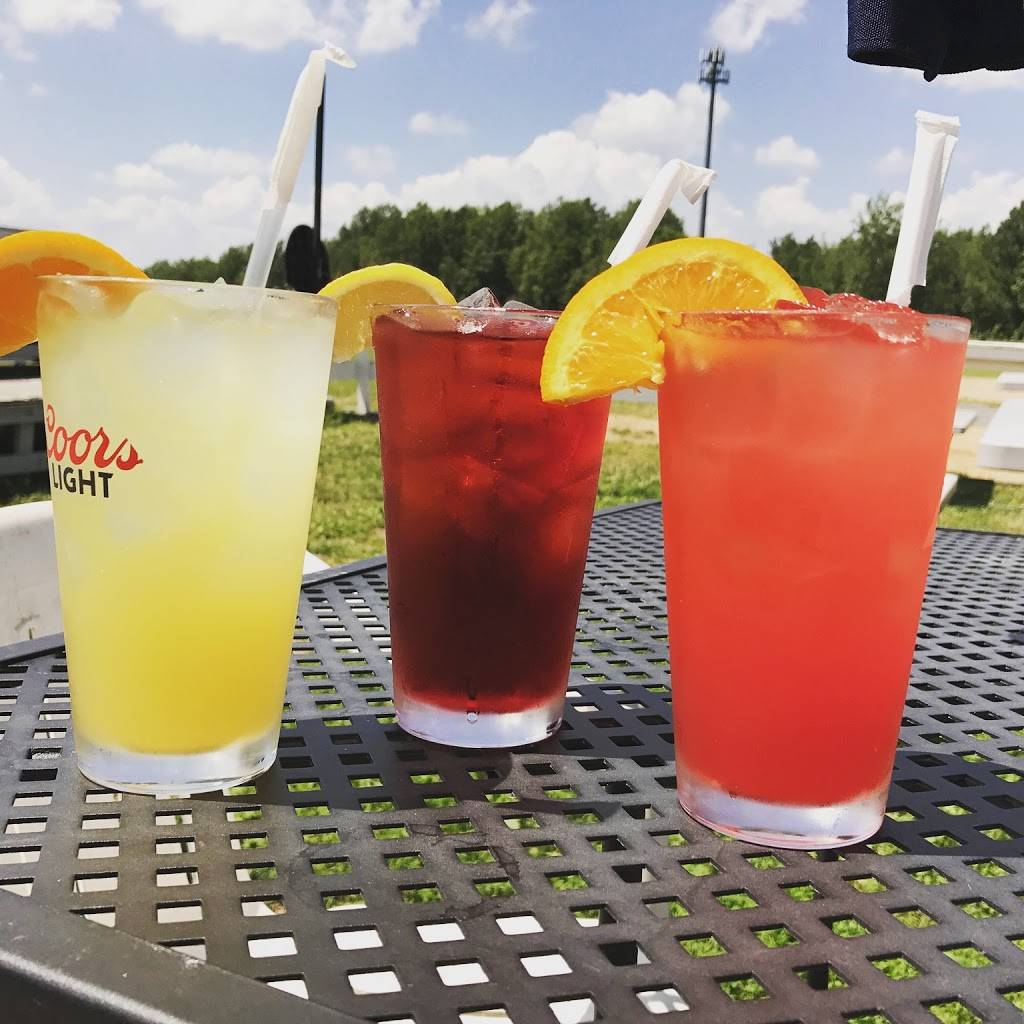 AJs Sports Bar Grill | restaurant | 11 Tracy Ln, Hudson, NH 03051, USA | 6037181102 OR +1 603-718-1102