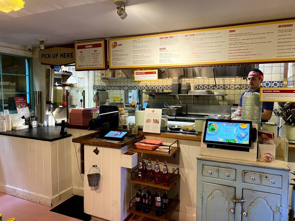 Chicas Tacos | meal delivery | 800 South La Brea Ave, Los Angeles, CA 90036, USA | 2138960373 OR +1 213-896-0373