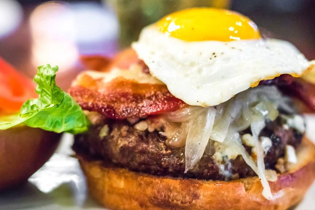 Urban American Kitchen | restaurant | 14008 Memorial Dr F, Houston, TX 77079, USA | 2815317550 OR +1 281-531-7550