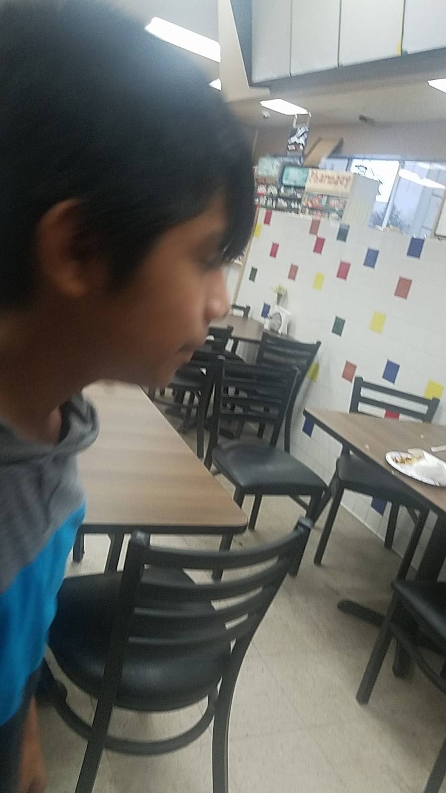 Rojos Mexican Food | restaurant | 1620 N Waugh Rd, Mt Vernon, WA 98273, USA | 3604247416 OR +1 360-424-7416