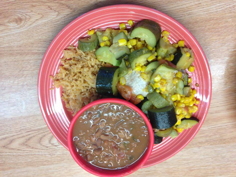 Eddies Bakery and Restaurant | restaurant | 4810 Kostoryz Rd, Corpus Christi, TX 78415, USA | 3618527281 OR +1 361-852-7281