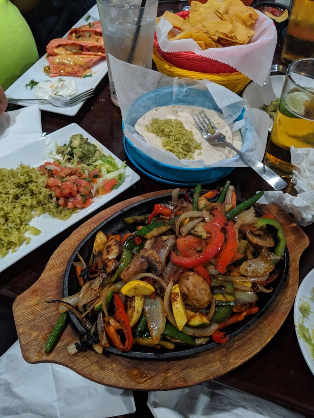 Dahlia Mexican Kitchen | restaurant | 422 Beach Village Dr, Flagler Beach, FL 32136, USA | 3863383514 OR +1 386-338-3514