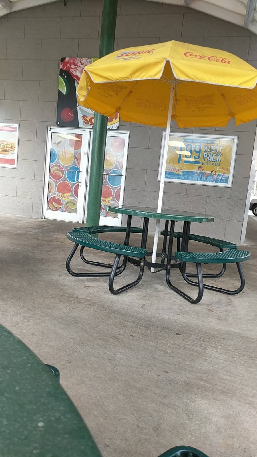 Sonic Drive-In | restaurant | 9102 TN-20, Summertown, TN 38483, USA | 9319640750 OR +1 931-964-0750