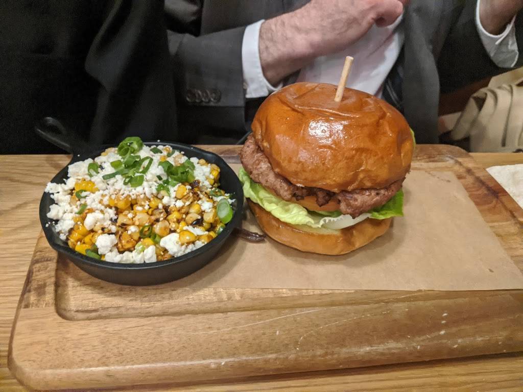 WR Kitchen & Bar (by Wood Ranch) | restaurant | 2668 Gateway Rd Suite 170, Carlsbad, CA 92009, USA | 4422324440 OR +1 442-232-4440