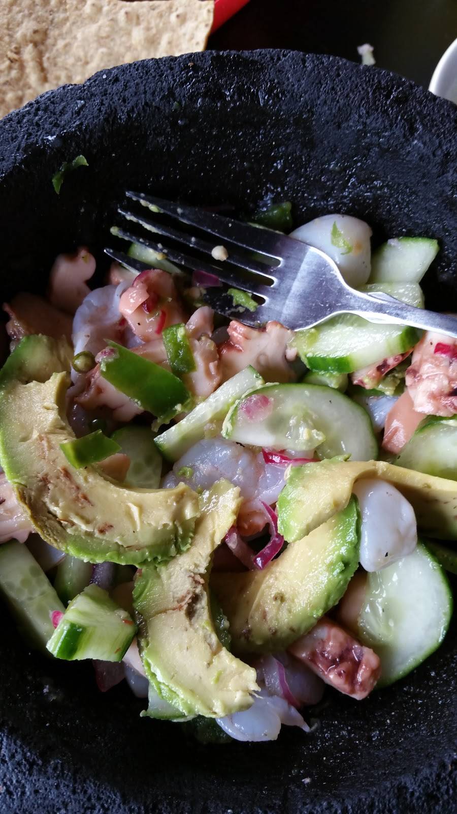 Mariscos El Salpicon | restaurant | 8600 Vernor Hwy, Detroit, MI 48209, USA | 3139142214 OR +1 313-914-2214