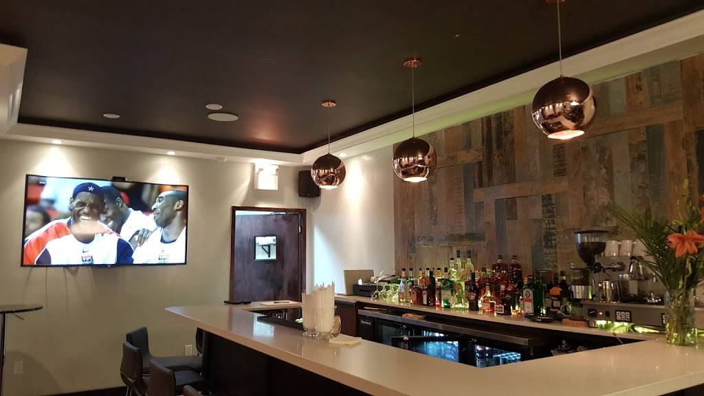 Meda Lounge and Restaurant | restaurant | 1397 Danforth Ave, Toronto, ON M4J 1N2, Canada | 4164656332 OR +1 416-465-6332