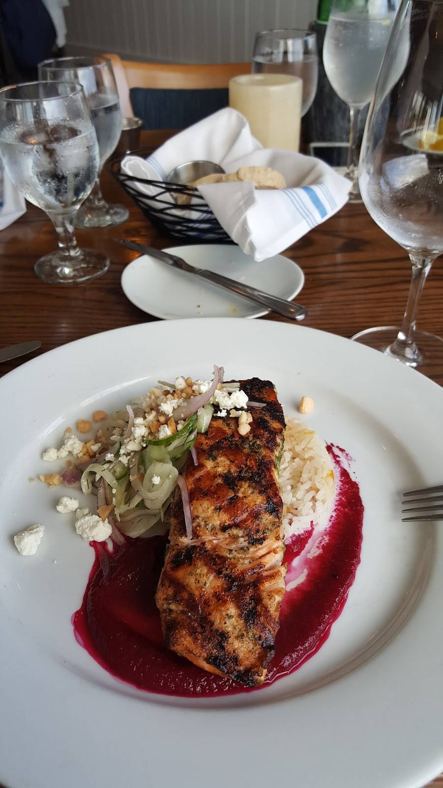 Marker 32 | restaurant | 14549 Beach Blvd, Jacksonville, FL 32250, USA | 9042231534 OR +1 904-223-1534