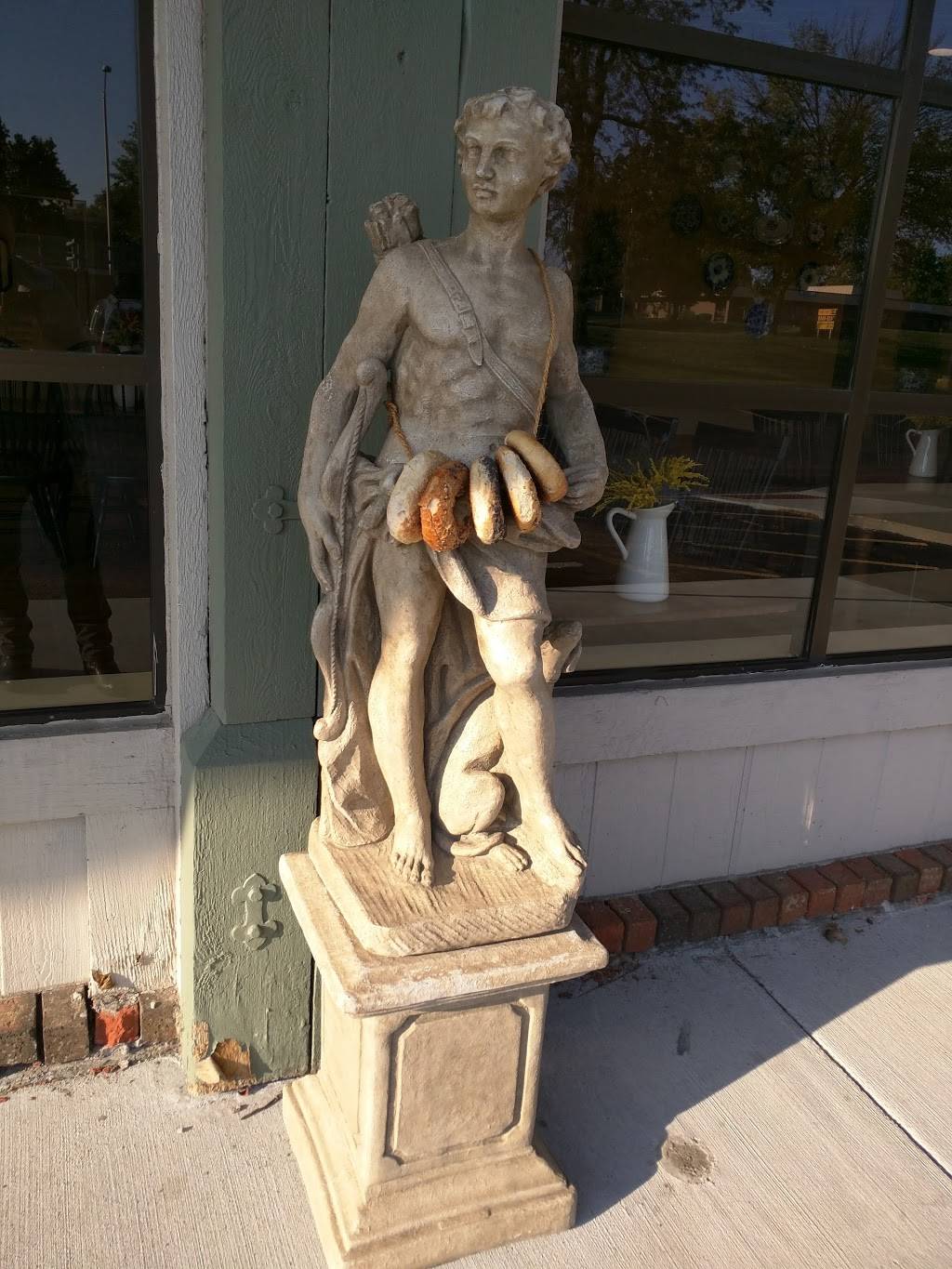 Meshuggah Bagels | bakery | 7096 W 105th St, Overland Park, KS 66212, USA | 9132838368 OR +1 913-283-8368