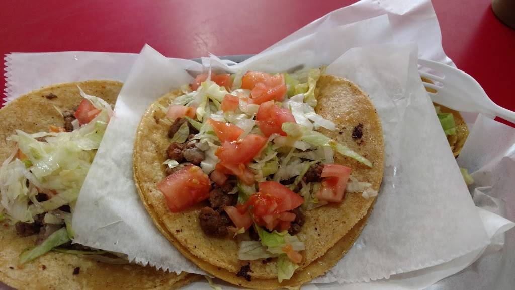 Raymonds Tacos No. 2 | restaurant | 2406 S Blue Island Ave, Chicago, IL 60608, USA | 7732545301 OR +1 773-254-5301