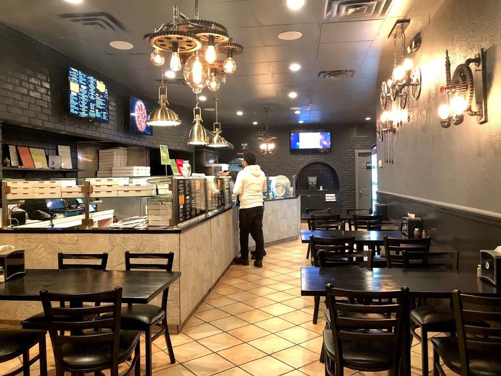 Curry on Pizza | restaurant | 248-49 Jamaica Ave, Queens, NY 11426, USA | 9294051000 OR +1 929-405-1000