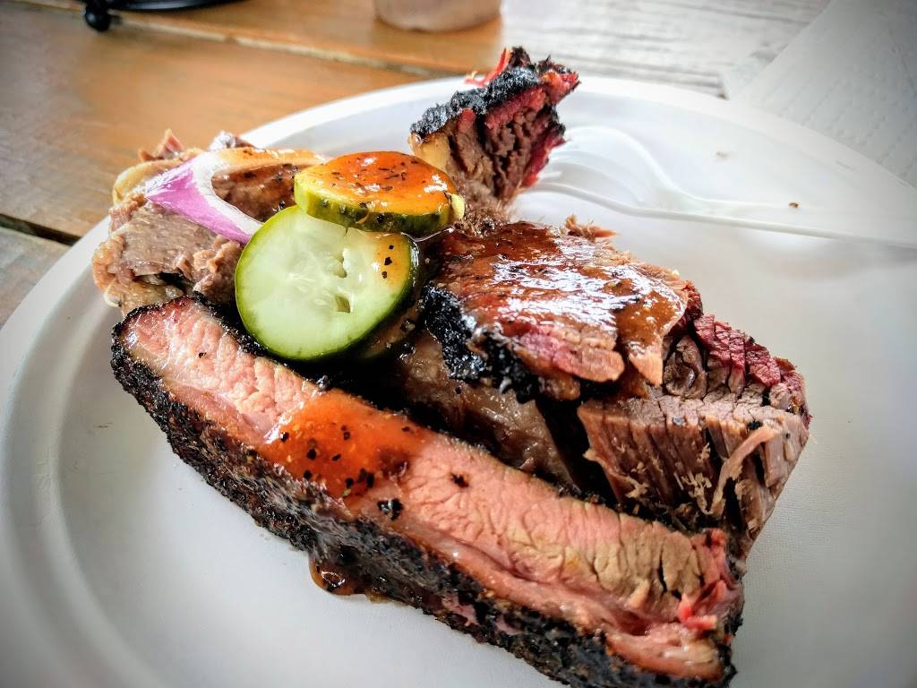 Kerlin BBQ | restaurant | 2207 E Cesar Chavez St, Austin, TX 78702, USA | 5124125588 OR +1 512-412-5588