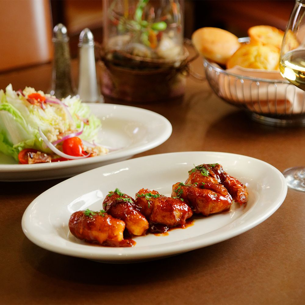 Louies Steakhouse | restaurant | 4280 Harlows Blvd, Greenville, MS 38701, USA | 6623359797 OR +1 662-335-9797