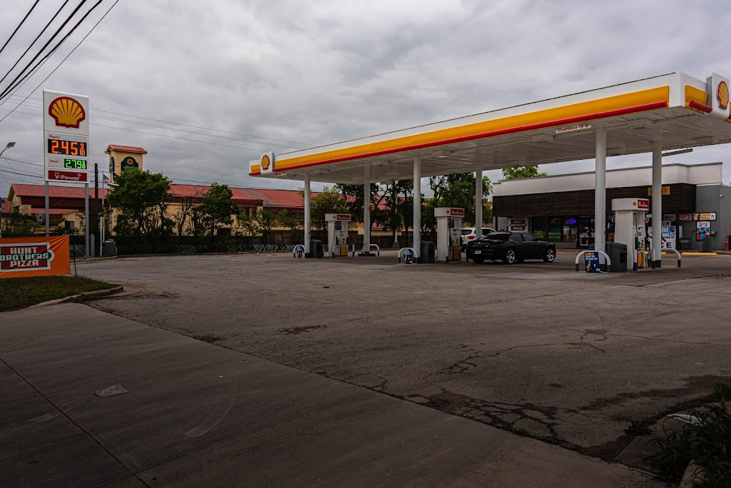 Shell | restaurant | 1699 N Interstate 35, San Marcos, TX 78666, USA | 5123922010 OR +1 512-392-2010