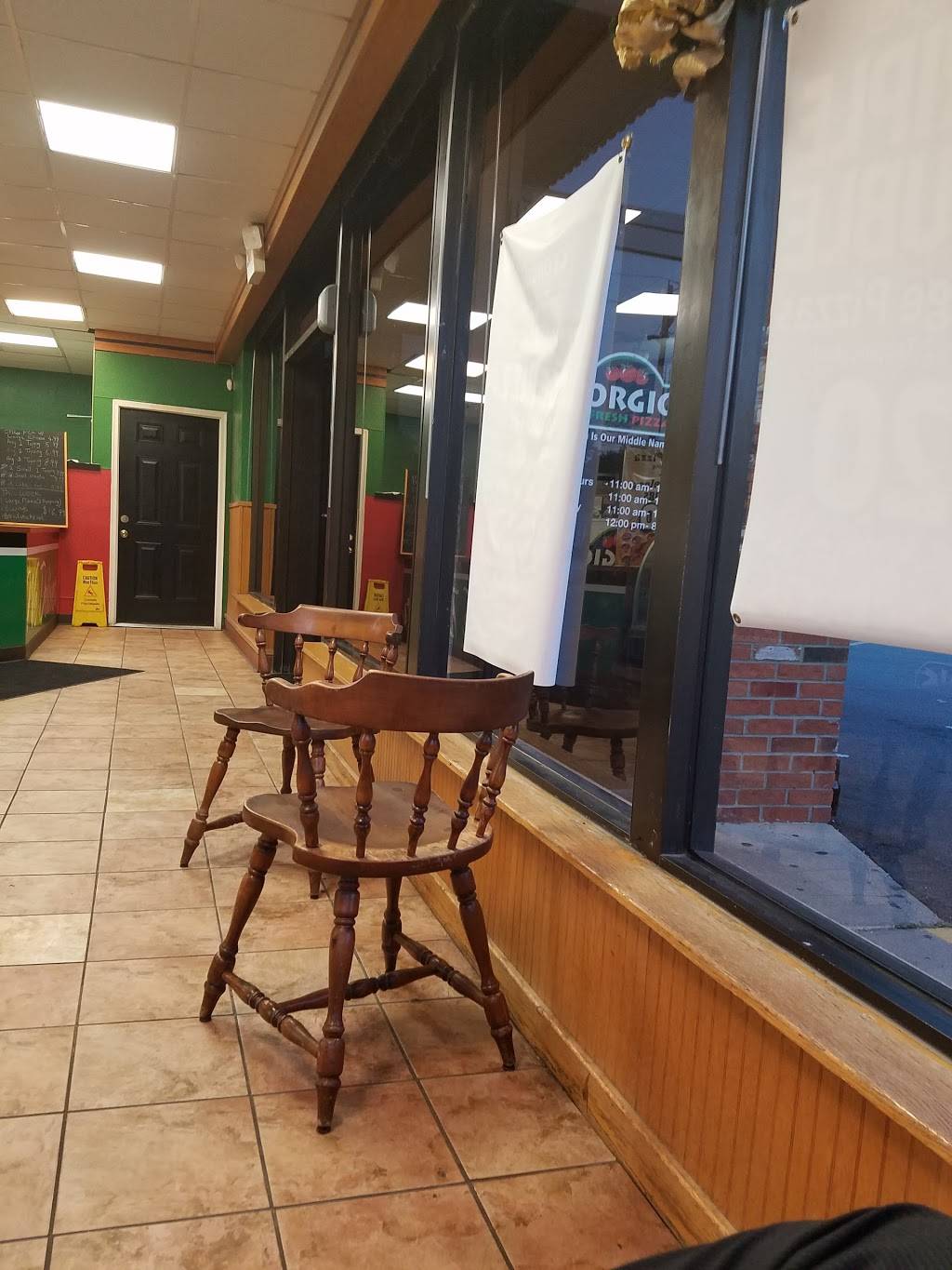 Georgios Oven Fresh Pizza Co | restaurant | 22019 Emery Road Warrensville Heights, Cleveland, OH 44128, USA | 2165872200 OR +1 216-587-2200