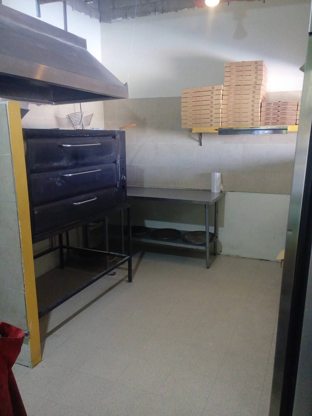 Hollywod Pizza | restaurant | Paseo del Bosque s/n, Del Bosque, 22205 Tijuana, B.C., Mexico | 016642014042 OR +52 664 201 4042