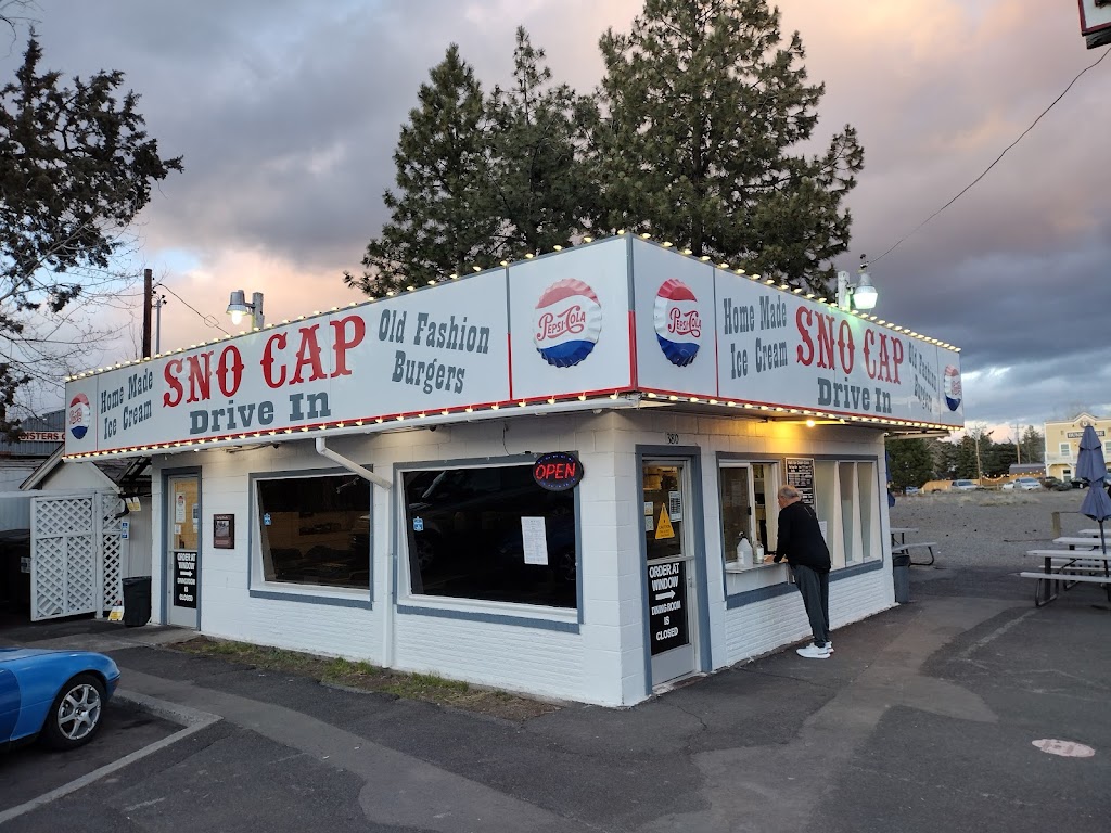 Sno Cap Drive In | restaurant | 380 W Cascade Ave, Sisters, OR 97759, USA | 5415496151 OR +1 541-549-6151