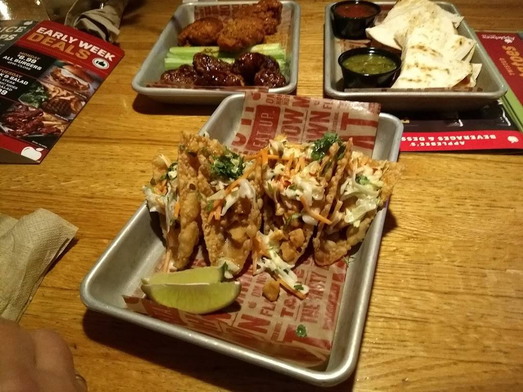 Applebees Grill + Bar | restaurant | 14711 U. S. 31 North, Carmel, IN 46032, USA | 3175718780 OR +1 317-571-8780