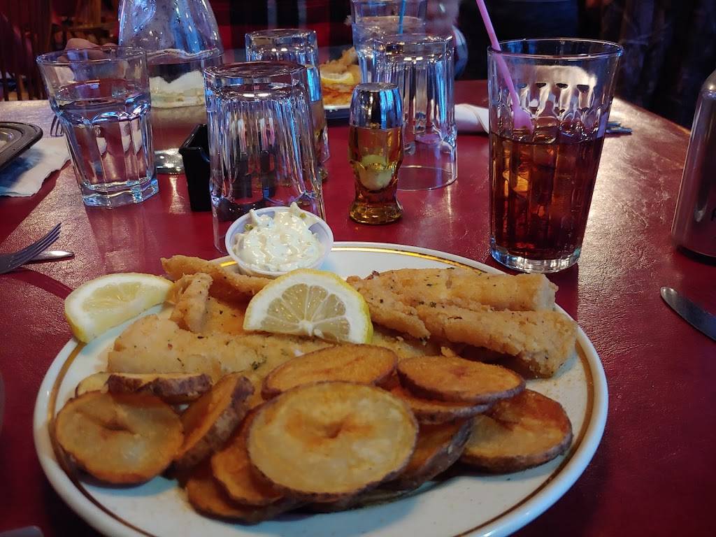 Wolters Shoreview Supper Club | restaurant | 796 100th St, Amery, WI 54001, USA | 7152688774 OR +1 715-268-8774