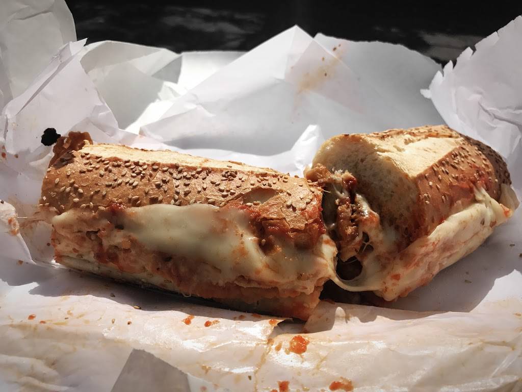 Defontes Sandwich Shop | restaurant | 379 Columbia St, Brooklyn, NY 11231, USA | 7186258052 OR +1 718-625-8052