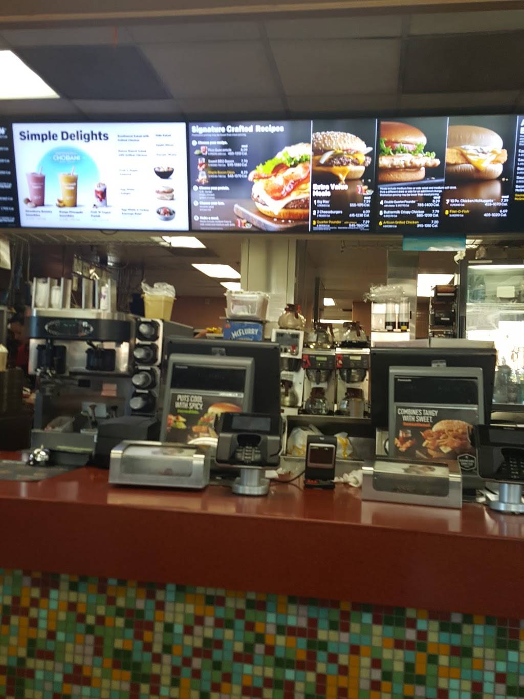 McDonalds | cafe | 301 E First St, Santa Ana, CA 92701, USA | 7149723140 OR +1 714-972-3140