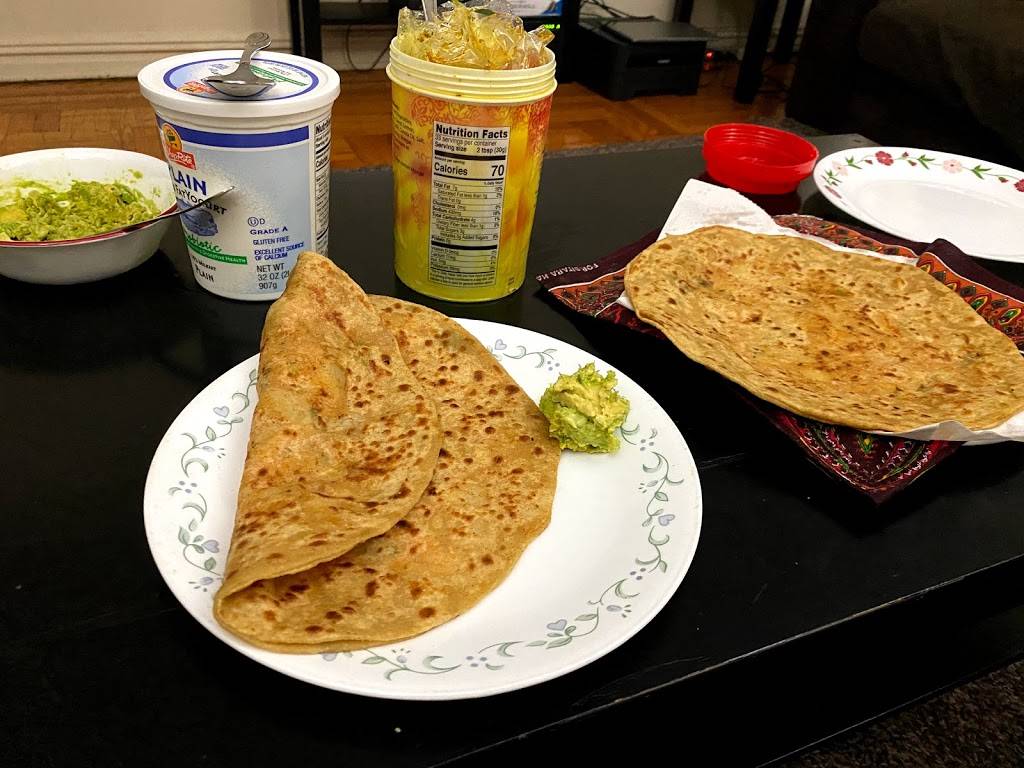 Kashmir Foods | restaurant | 1600 Ocean Pkwy, Brooklyn, NY 11230, USA | 3477572523 OR +1 347-757-2523