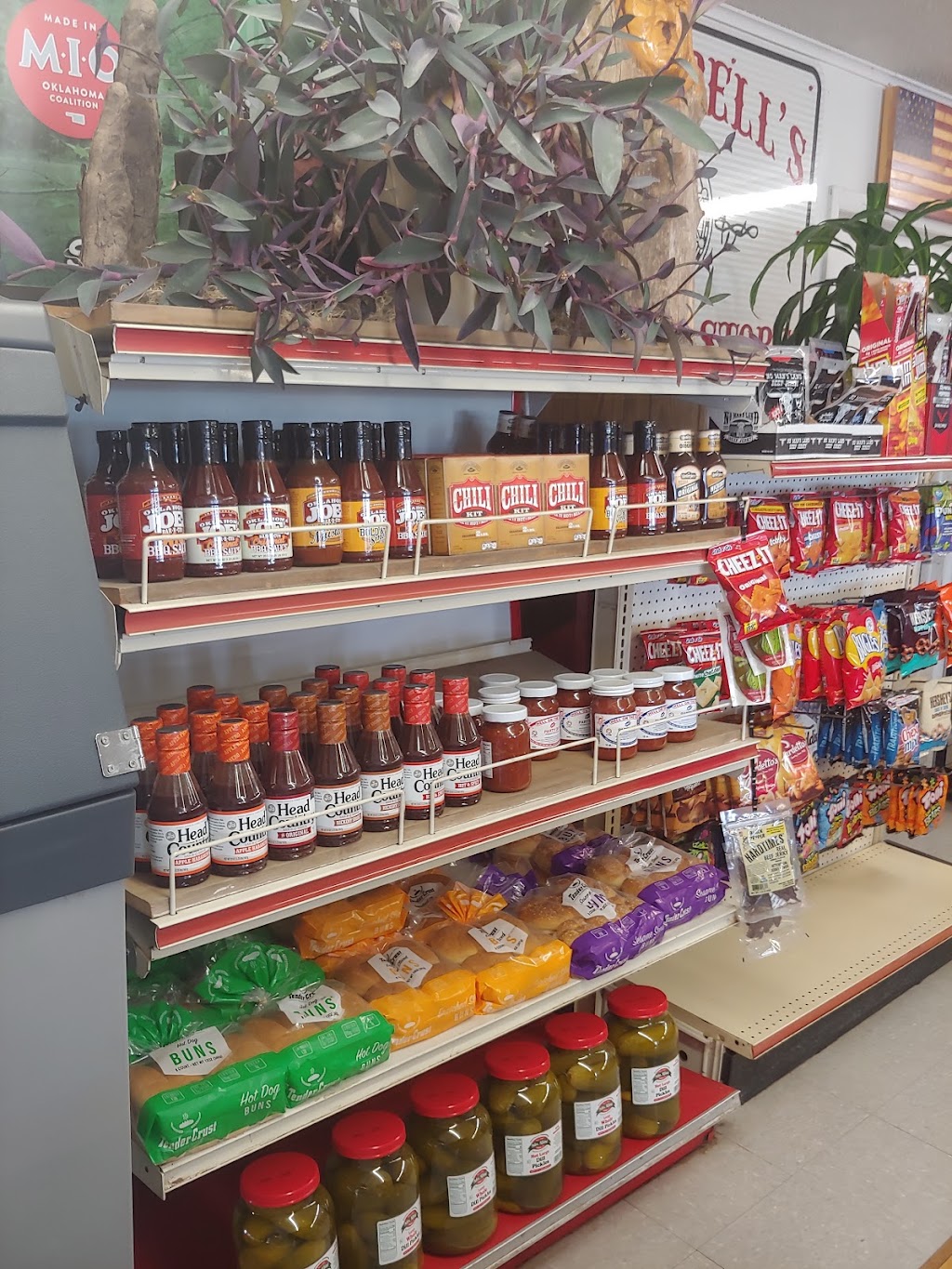 Campbell’s Country Store | restaurant | I-40, Checotah, OK 74426, USA | 9184736970 OR +1 918-473-6970