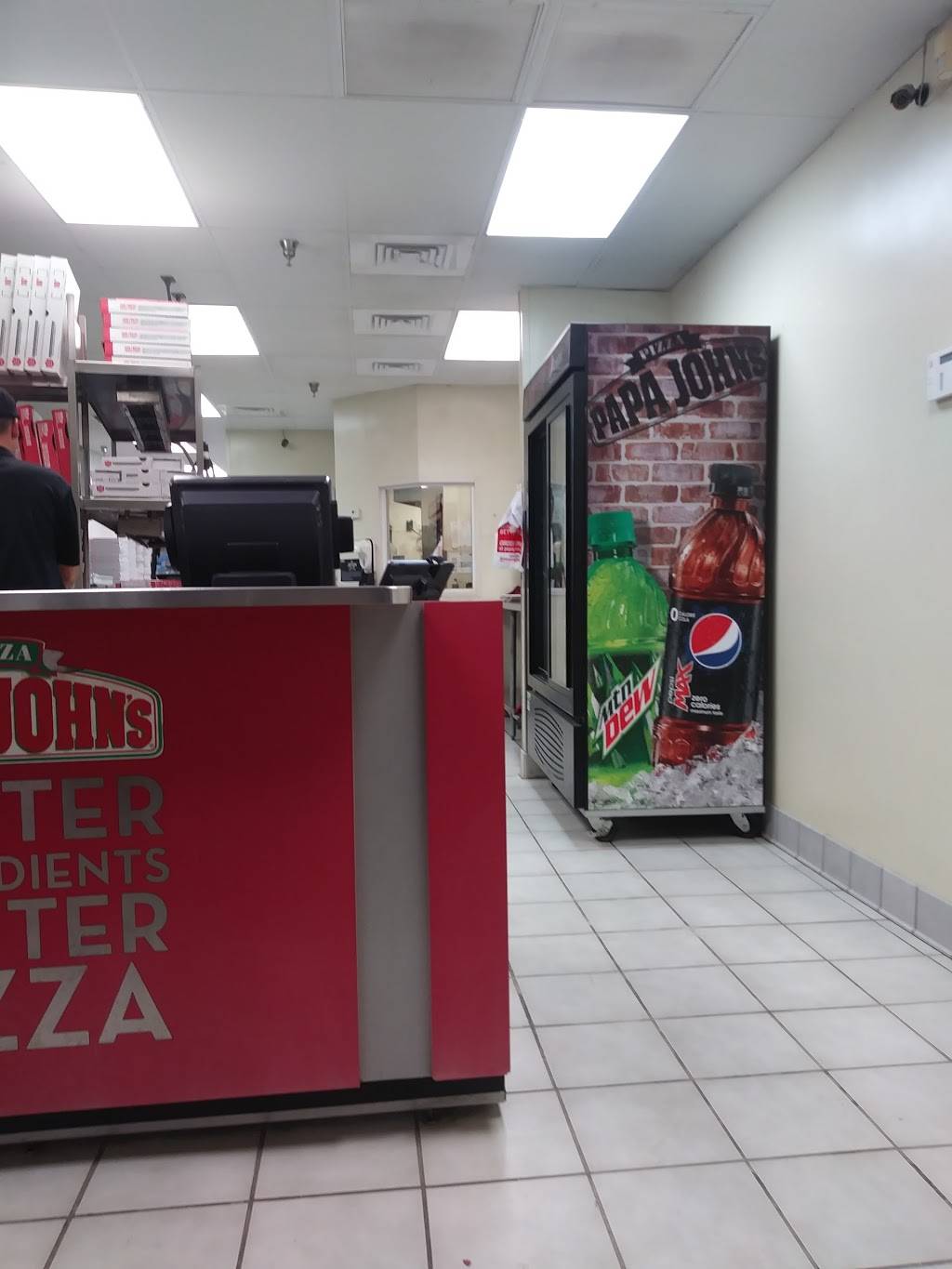 Papa Johns Pizza | restaurant | 9340 N Florida Ave, Tampa, FL 33612, USA | 8139157272 OR +1 813-915-7272