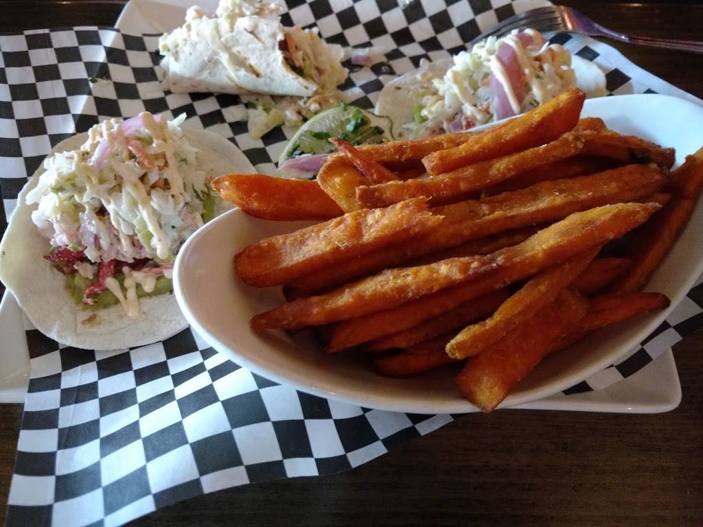 Houston Avenue Bar & Grill | restaurant | 1161 Montée des Pionniers, Terrebonne, QC J6V 0E1, Canada | 4505813838 OR +1 450-581-3838