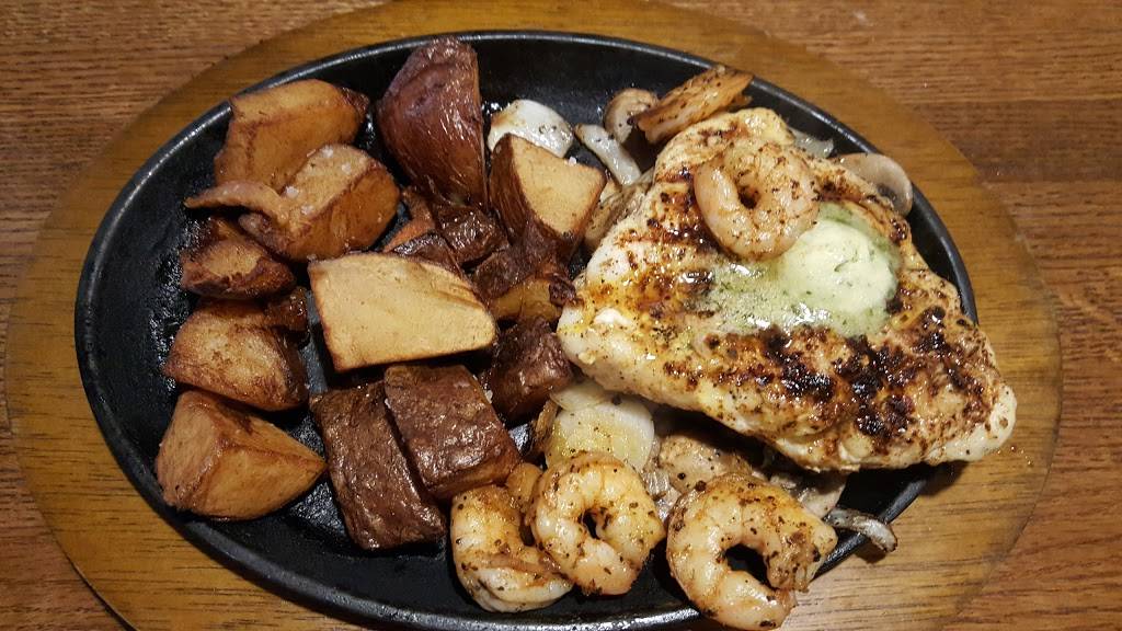 Applebees Grill + Bar | restaurant | 547 E State St, Athens, OH 45701, USA | 7405922606 OR +1 740-592-2606