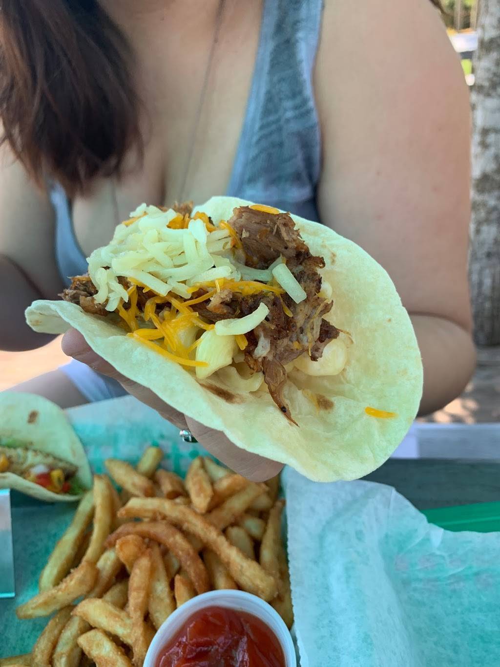 The Sneaky Beagle | restaurant | 5040 Carolina Forest Blvd, Myrtle Beach, SC 29579, USA | 8439037877 OR +1 843-903-7877