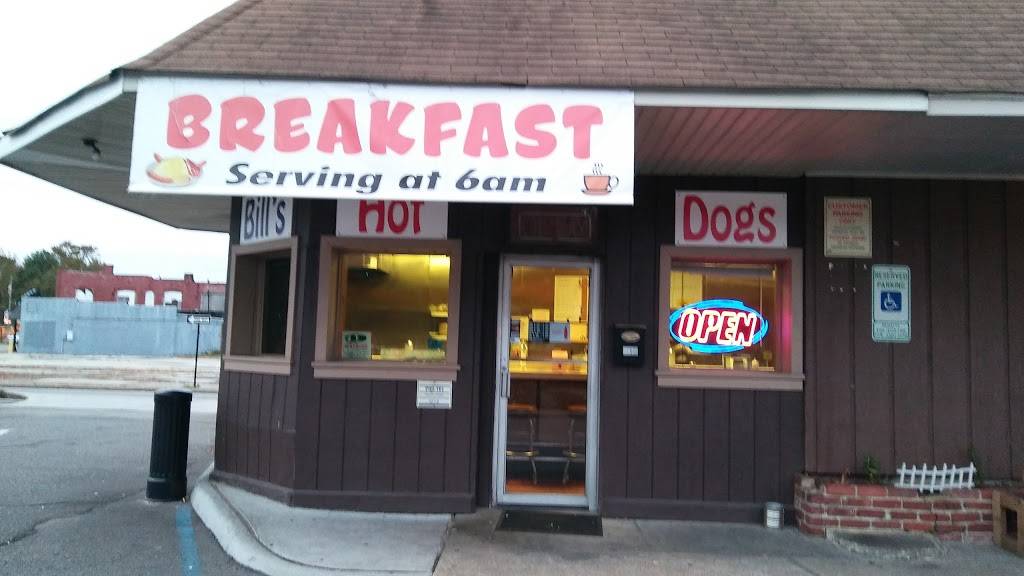 Bills Hot Dogs | restaurant | 848 Providence Rd, Chesapeake, VA 23320, USA | 7573904484 OR +1 757-390-4484