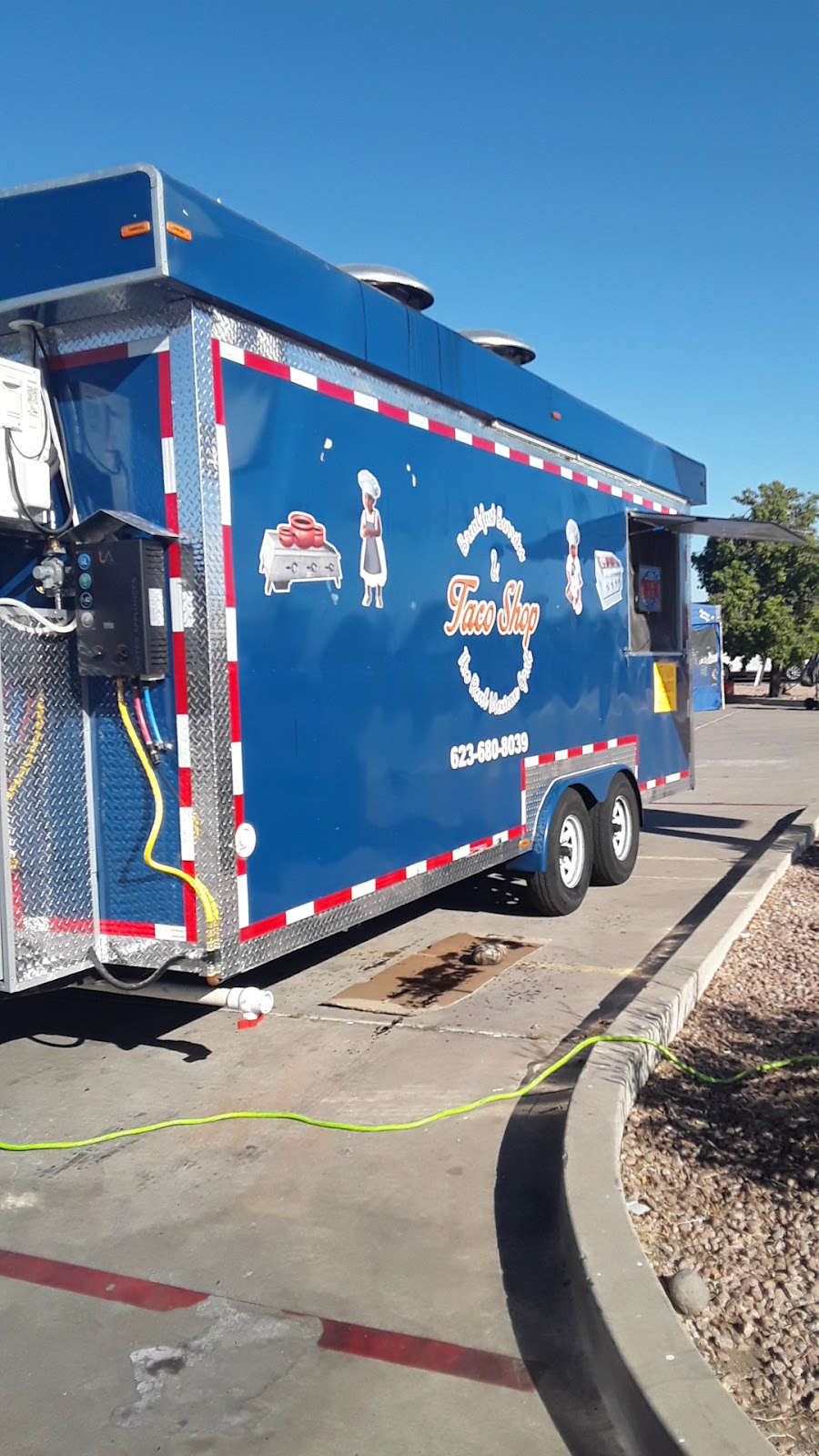 Breakfast Burritos | restaurant | 6710 W Thunderbird Rd, Peoria, AZ 85381, USA | 6236808039 OR +1 623-680-8039