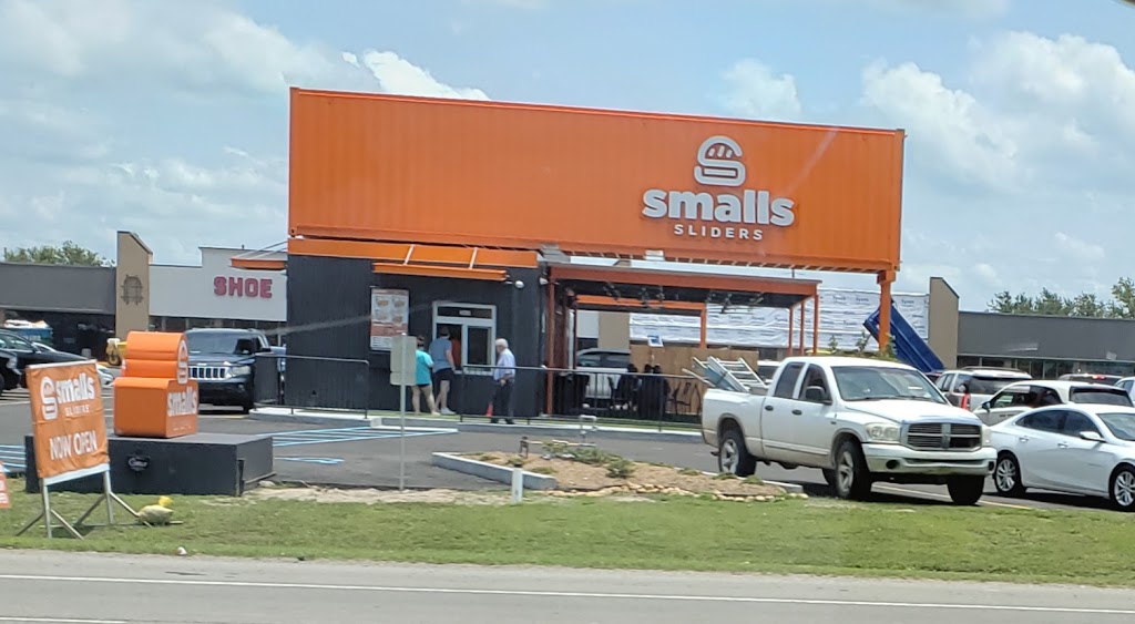 Smalls Sliders | restaurant | 305 N Canal Blvd, Thibodaux, LA 70301, USA | 9852274800 OR +1 985-227-4800