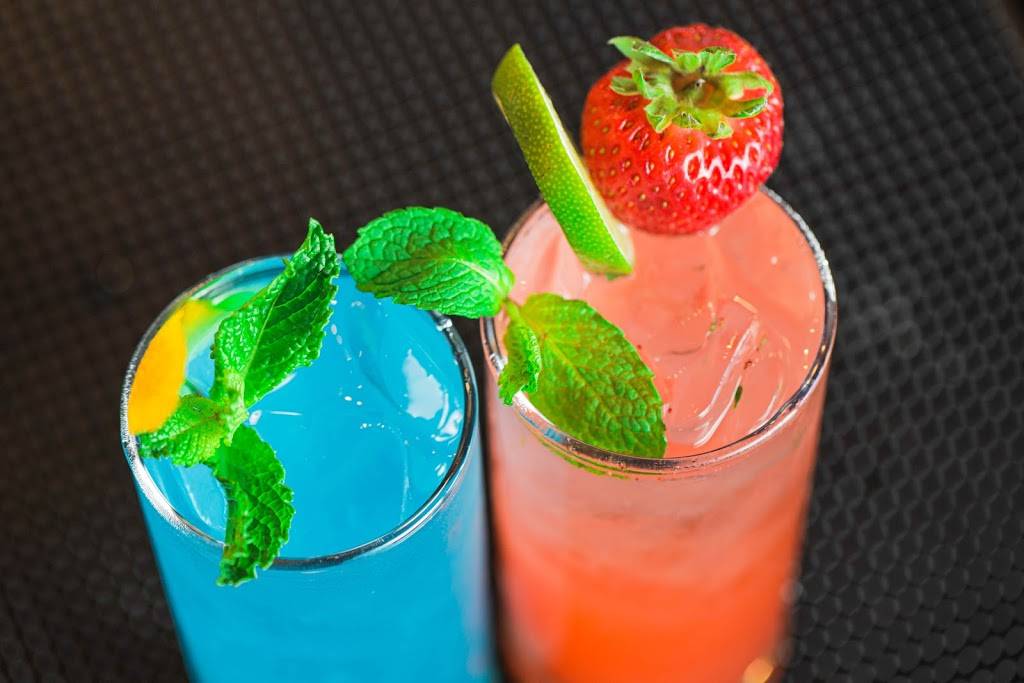 Jibaritos Lincoln Park | restaurant | 2616 N Clark St, Chicago, IL 60614, USA | 7736974648 OR +1 773-697-4648