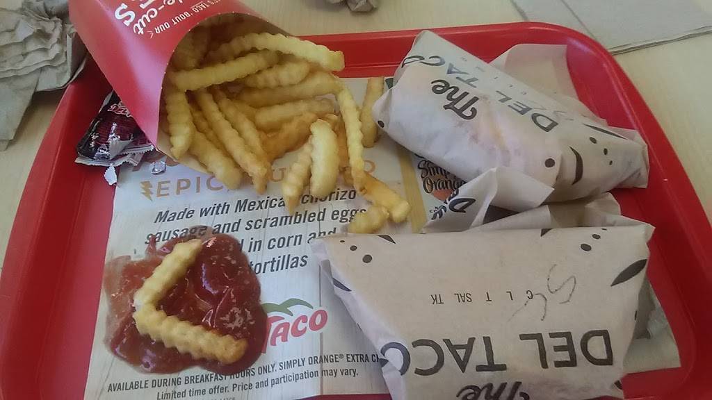 Del Taco | meal takeaway | 2320 E 4th St, Santa Ana, CA 92705, USA | 7148367365 OR +1 714-836-7365