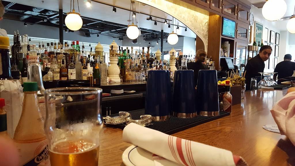 Hudson House | restaurant | 4448 Lovers Ln, Dallas, TX 75225, USA | 2145832255 OR +1 214-583-2255