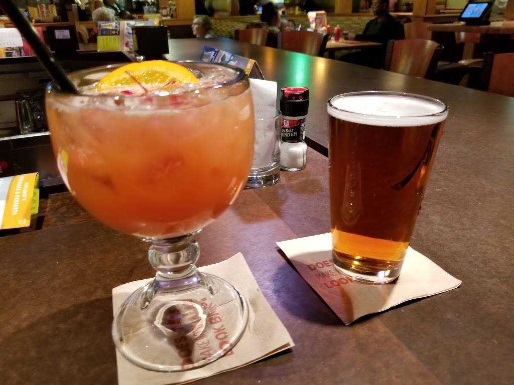 Applebees Grill + Bar | restaurant | 1520 Sams Cir, Chesapeake, VA 23320, USA | 7575491020 OR +1 757-549-1020