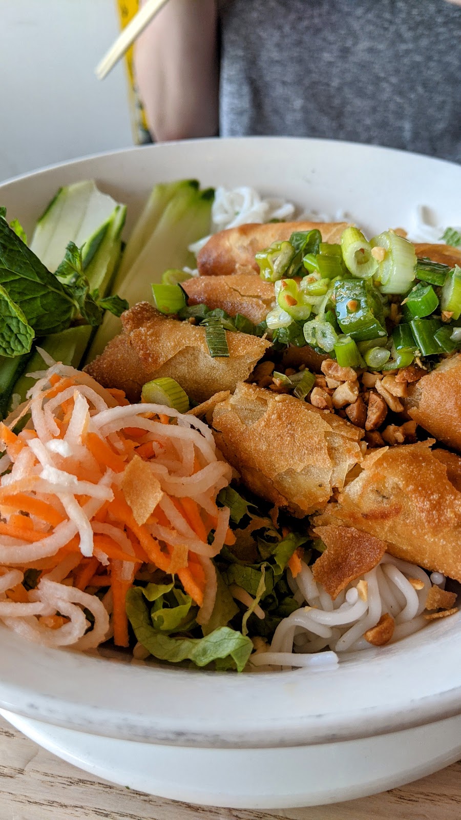 Blossom A Vietnamese Noodle Shop | restaurant | 3193 Glendale Blvd, Los Angeles, CA 90039, USA | 3234076705 OR +1 323-407-6705