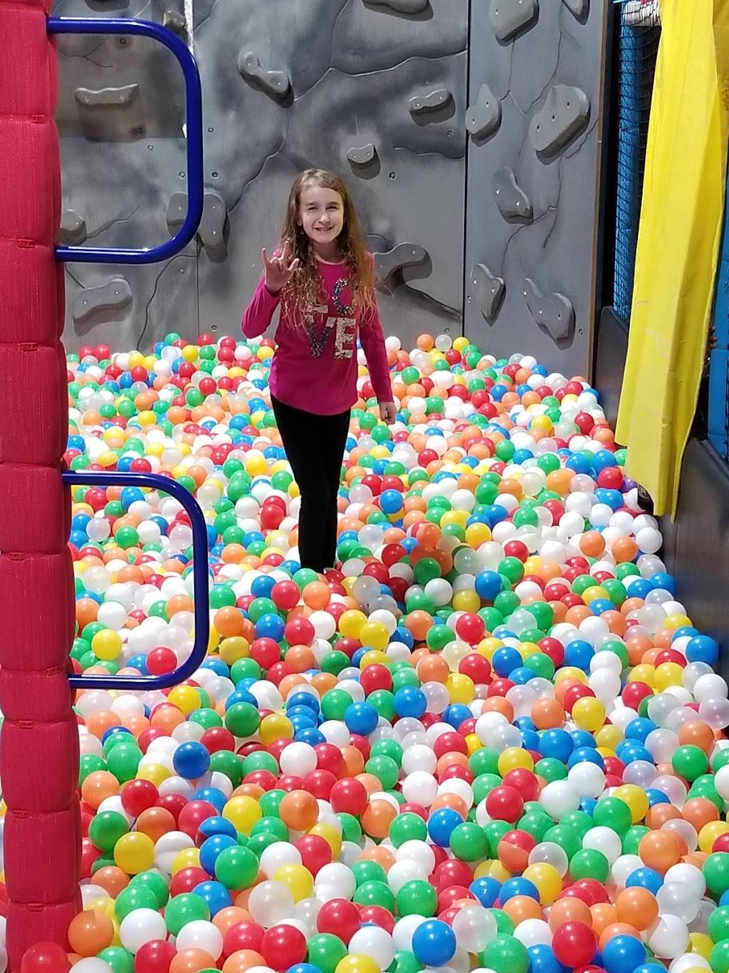 No Surrender Adventure Park | restaurant | 1200 Shaw Ave #103, Clovis, CA 93612, USA | 5599812046 OR +1 559-981-2046