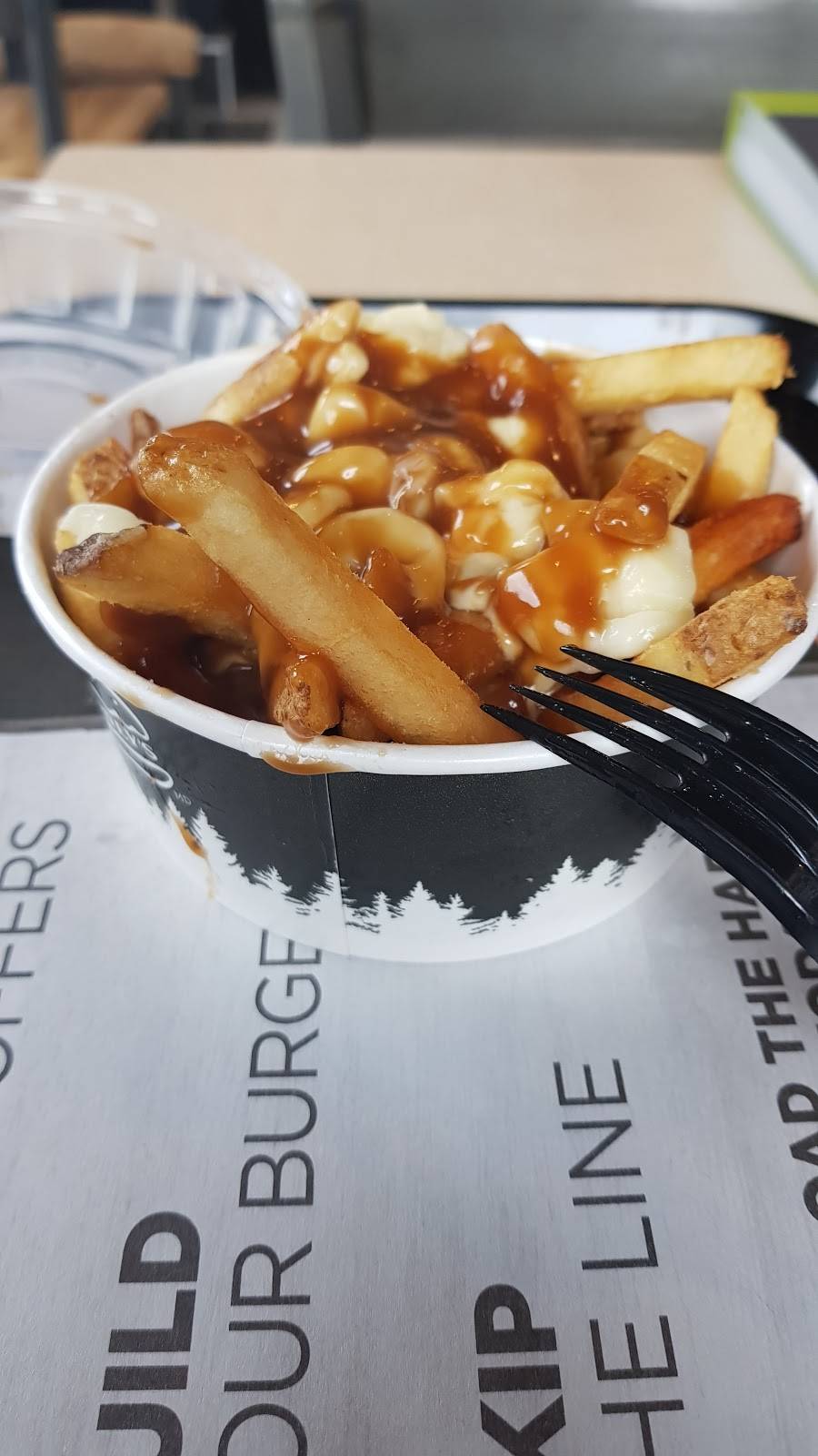 Harveys | restaurant | 2030 Hwy #7, Concord, ON L4K 1W6, Canada | 4373171331 OR +1 437-317-1331