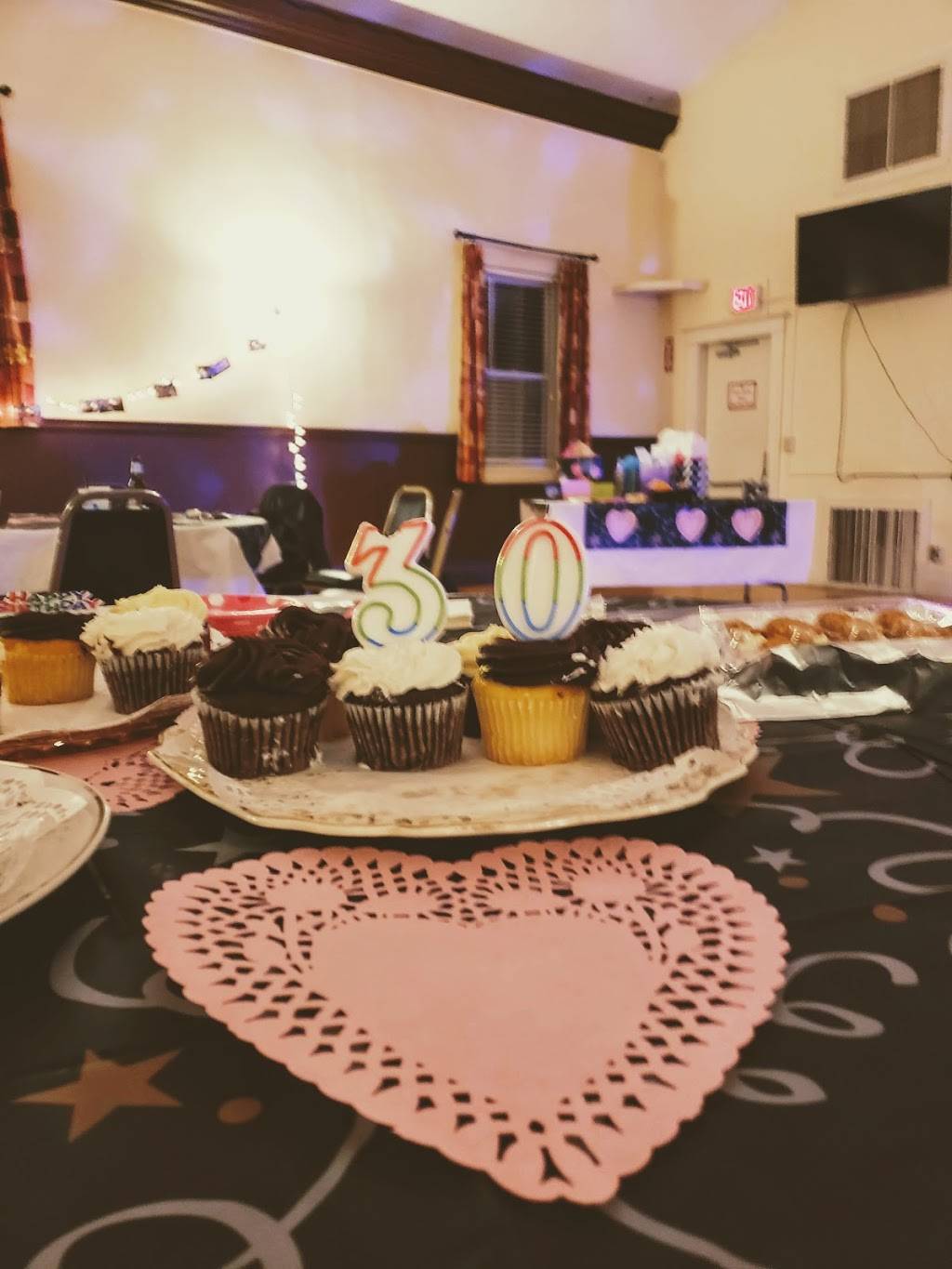 Pulaski Club | restaurant | 79 Maple St, Easthampton, MA 01027, USA | 4135279847 OR +1 413-527-9847