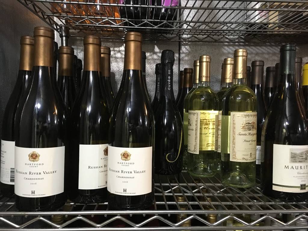 Two Nineteen Restaurant | night club | 219 King St, Alexandria, VA 22314, USA | 7035491141 OR +1 703-549-1141