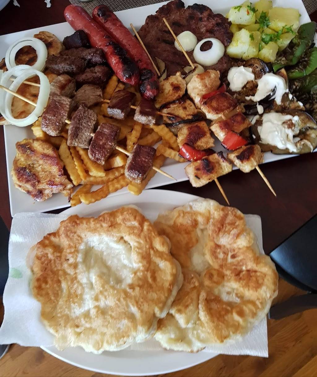 Oazas | restaurant | 3057 W Lawrence Ave, Chicago, IL 60625, USA | 7736543264 OR +1 773-654-3264