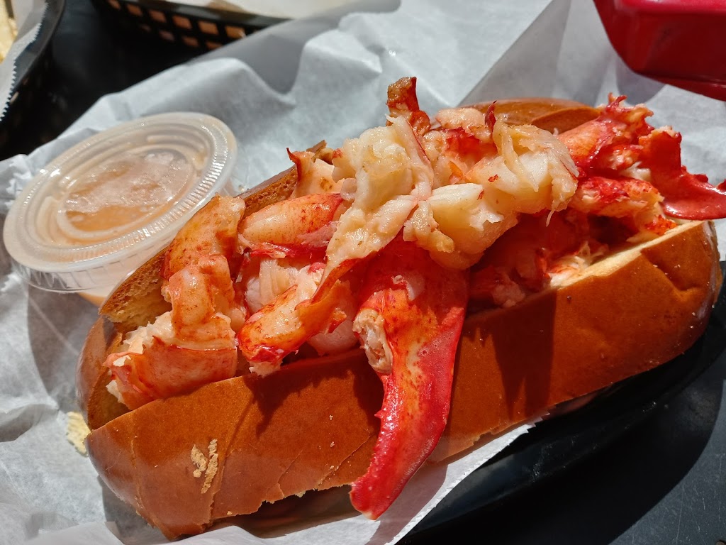 Lobstah On A Roll | restaurant | 537 Columbus Ave, Boston, MA 02118, USA | 6174247067 OR +1 617-424-7067